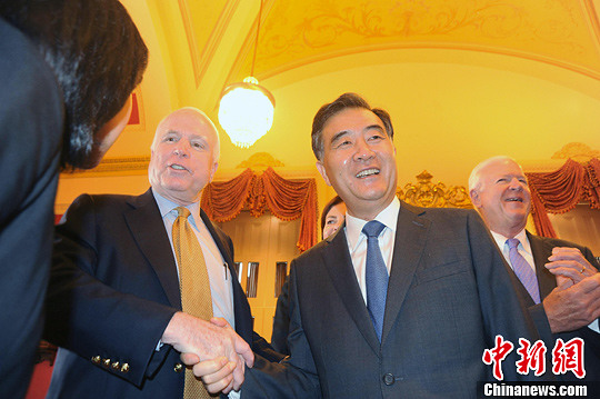 汪洋会见美国国会议员就中美经贸合作等交换意见