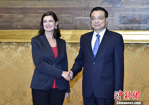 李克强会见意大利众议长博尔德里尼