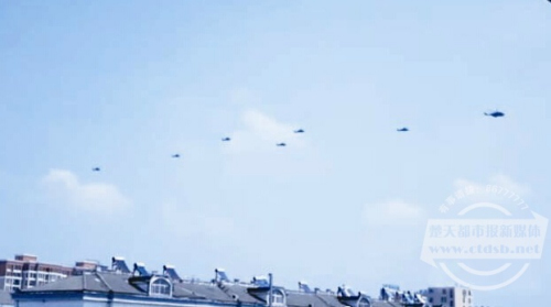 �վ���У�ı����ʻ�Ⱥ�Ʒɼ����Ͽ�ȫ�Ǻ䶯��ͼ��